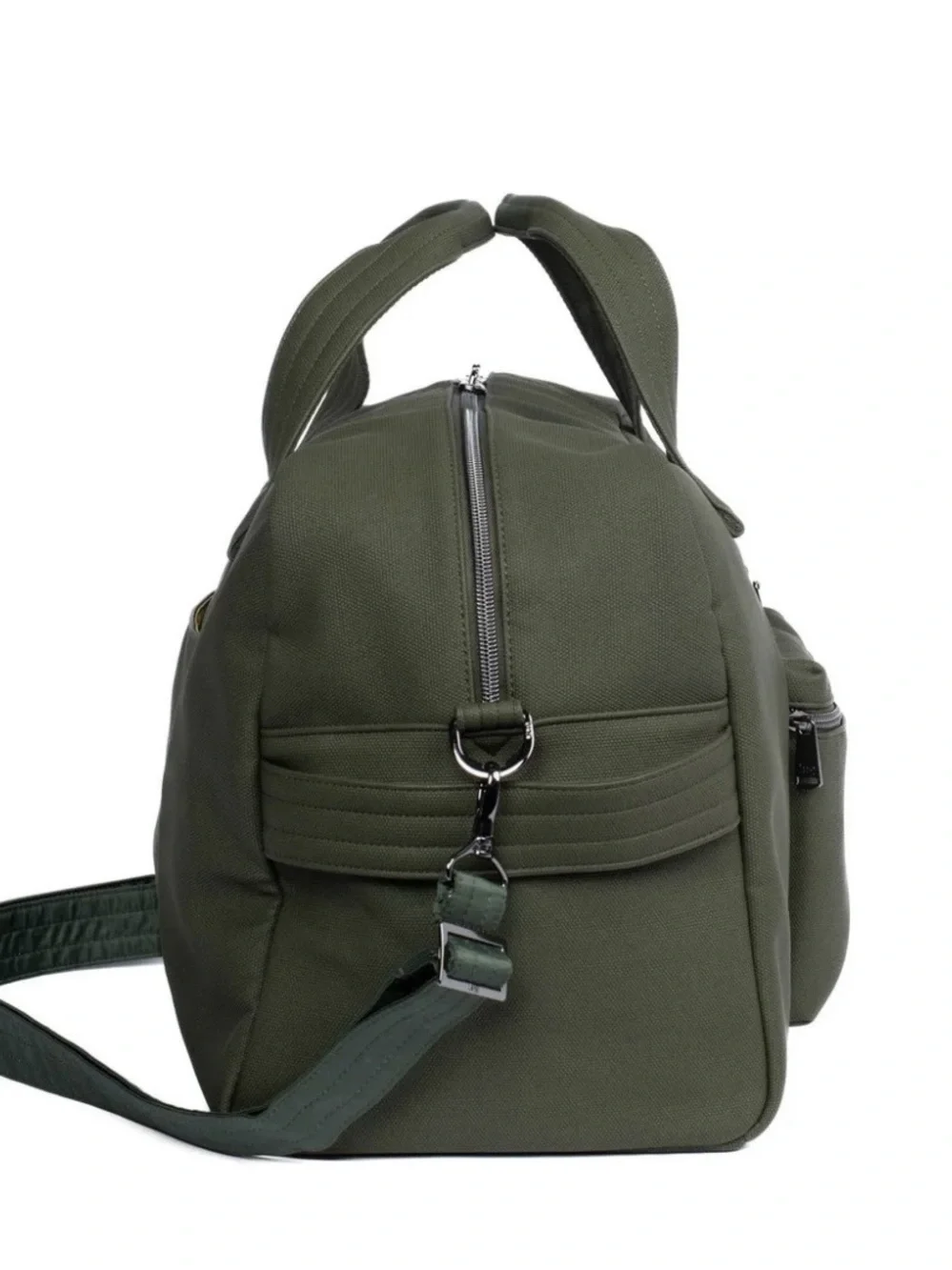 NWT- Lug Charger Matte Luxe
